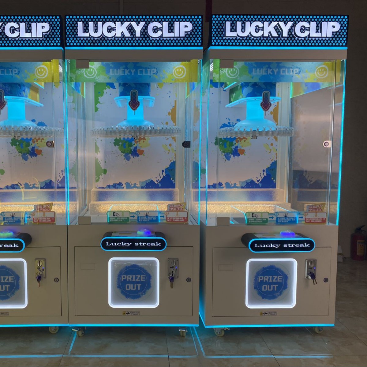 LUCKY CLIP Machine – Free Spin Clip Prize Game
