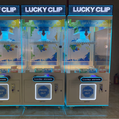 LUCKY CLIP Machine – Free Spin Clip Prize Game