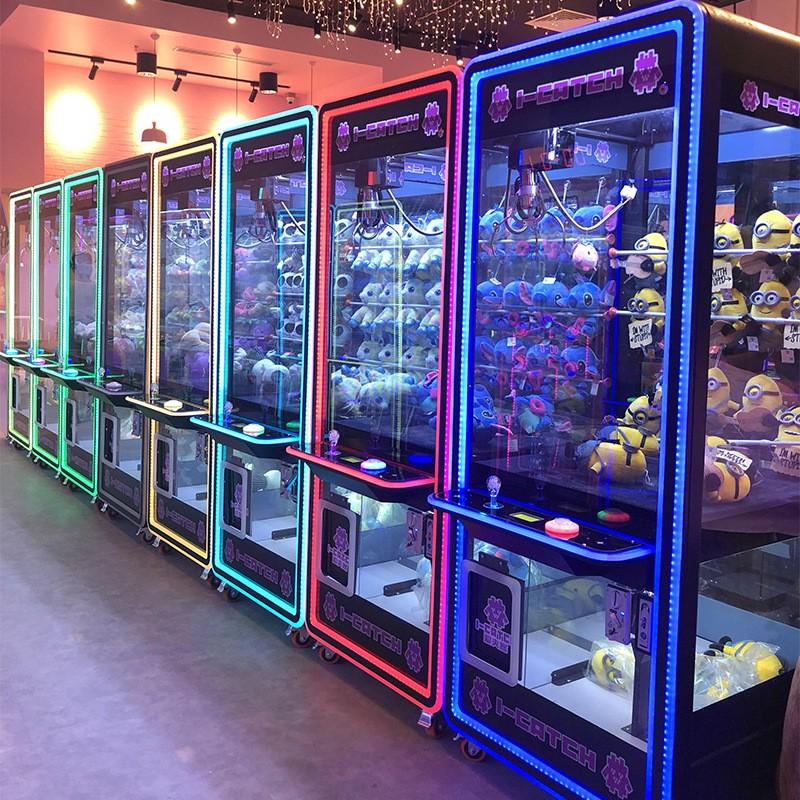 Custom LED Claw Machine – Commercial Coin & Card Compatible Prize Crane