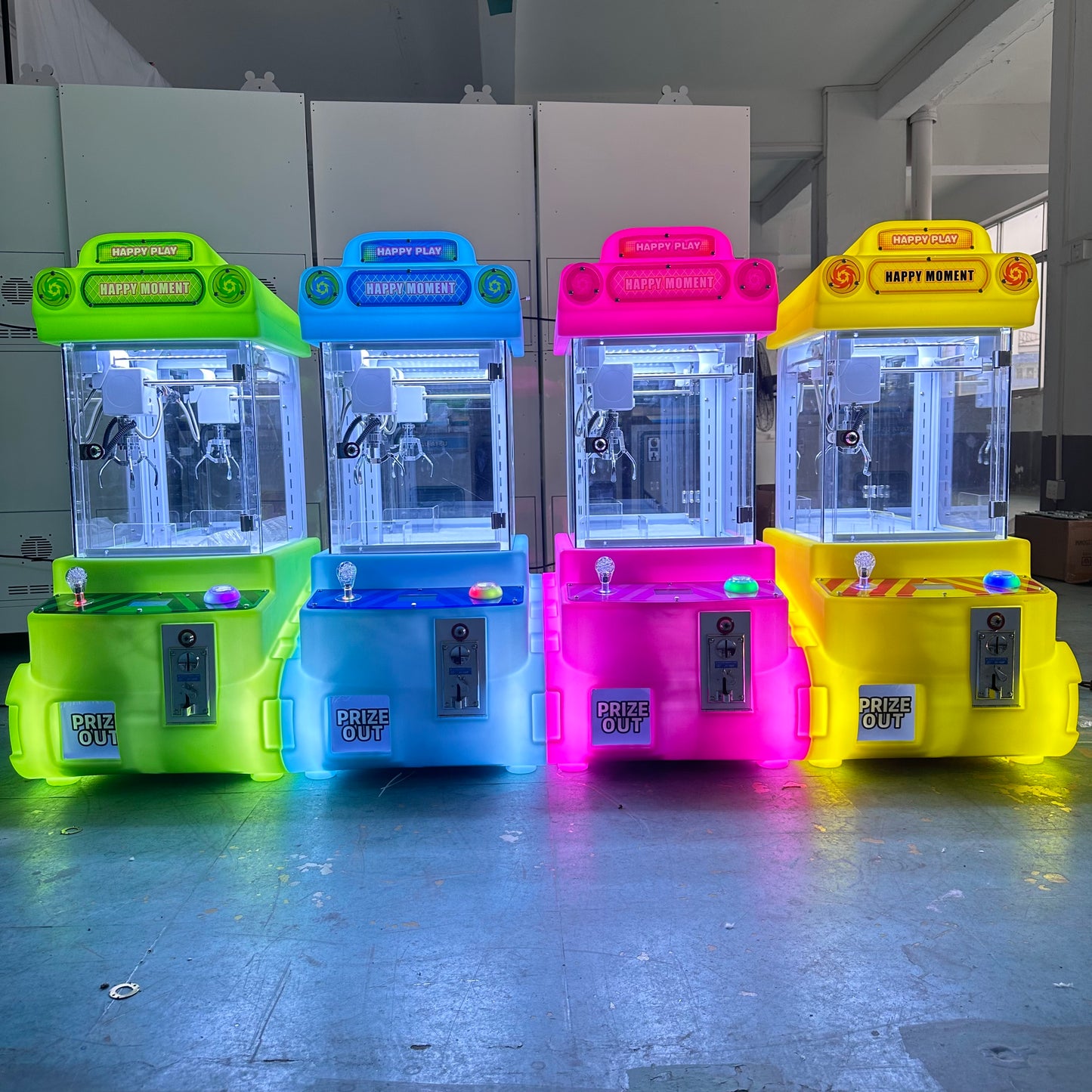 Mini Claw Machine – Coin Operated Toy Crane